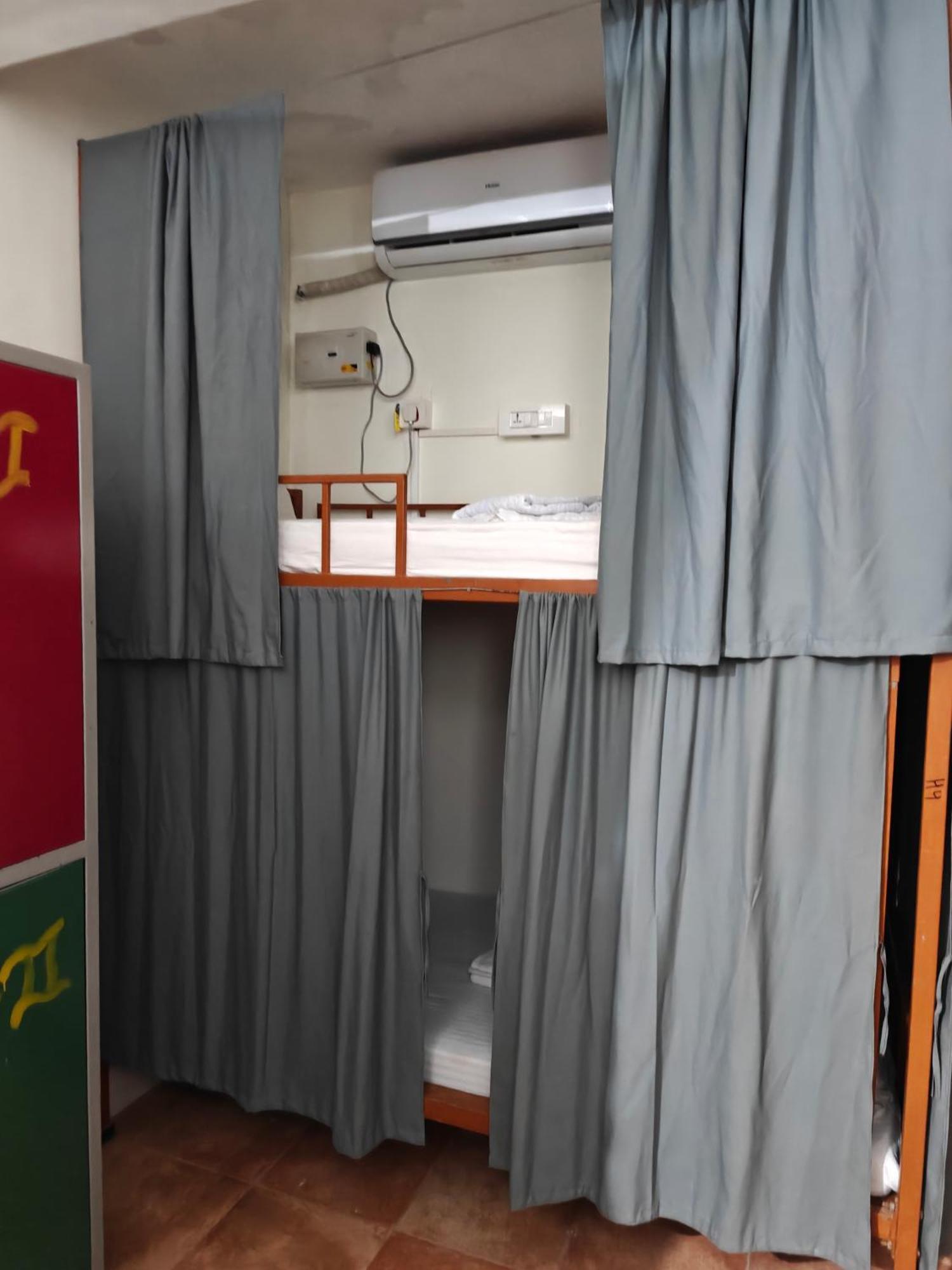 Rococo Pelton Palolem Hostel Canacona